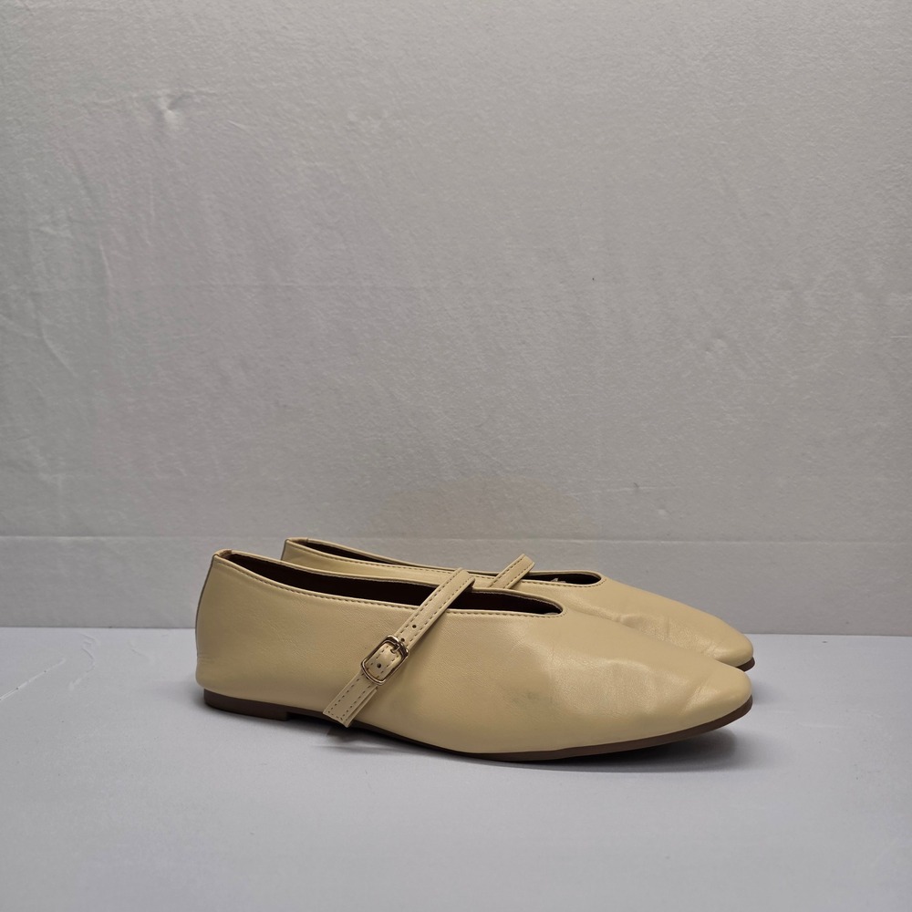 Cider Womens Cream Faux Leather Square Toe Mary Jane Flats Size 39